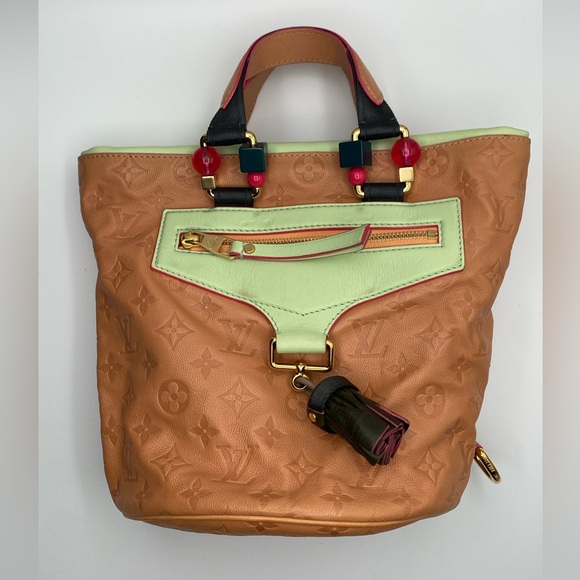 Louis Vuitton Monogram Underground Rose - Picture 1 of 3